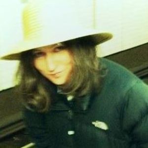 Meet your Posher, Julia